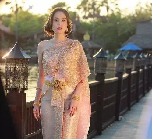 好美 泰国4大当红女星穿上民族服饰
