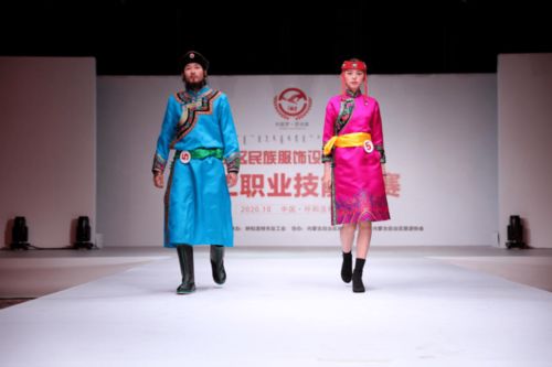 制作民族服饰,传承民族文化 全区民族服饰设计制作职工职业技能比赛圆满落幕