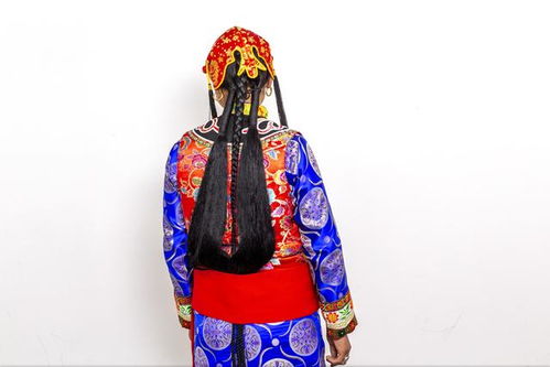 甘南旅游摄影资讯,甘南卓尼有一种服饰文化,全世界也是独一无二
